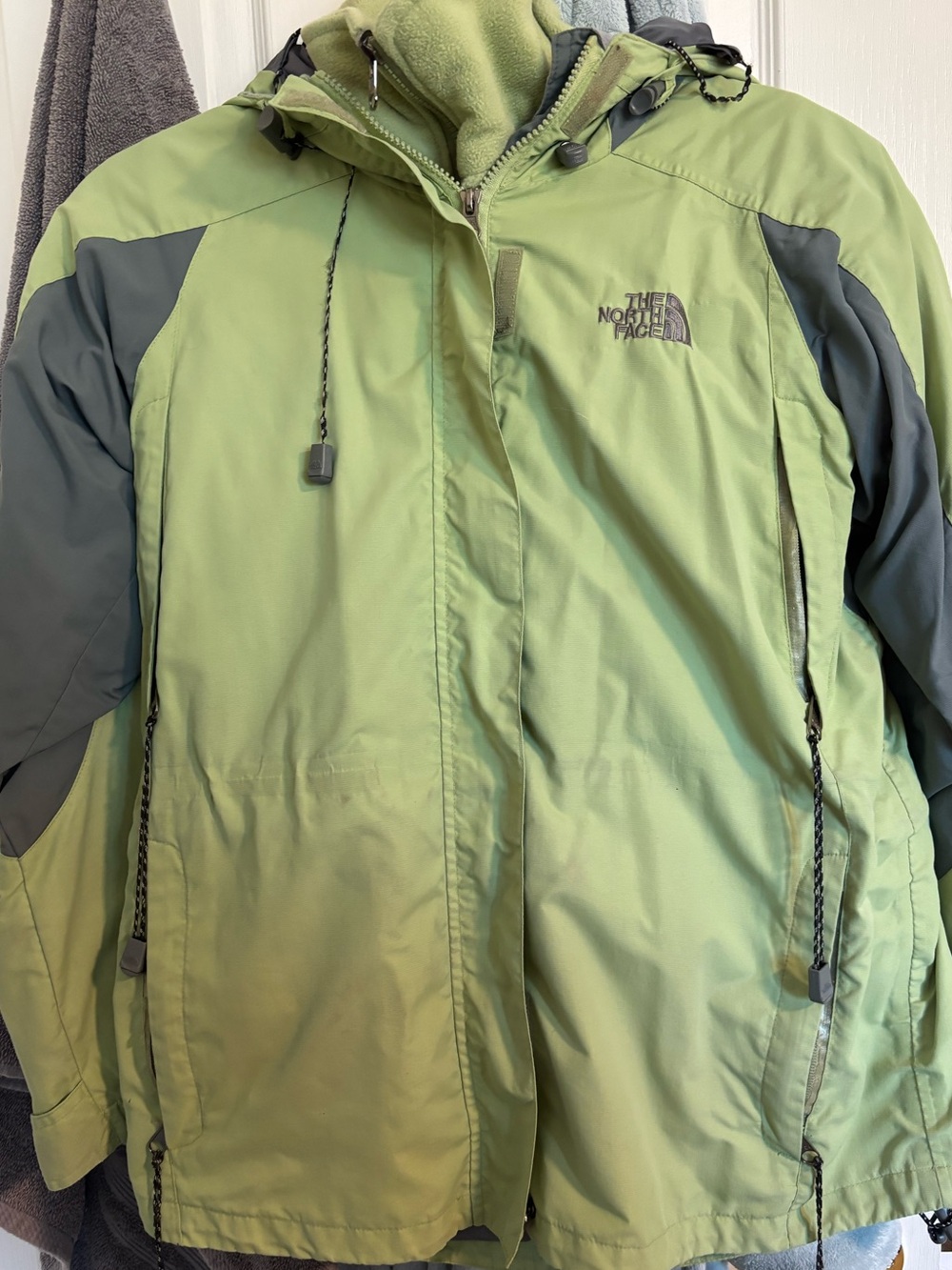 Vintage Y2K TNF Summit Series 3-in-1 HyVent Jacket w/ Fleece Liner - Picture 11 of 12
